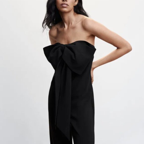 Elegant Black Strapless Jumpsuit - Picture 3 of 4